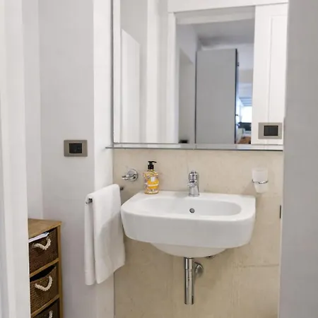 Palazzo Moncada Apartment-2